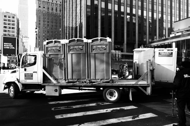 Portable bathroom rental in Hinckley, IL