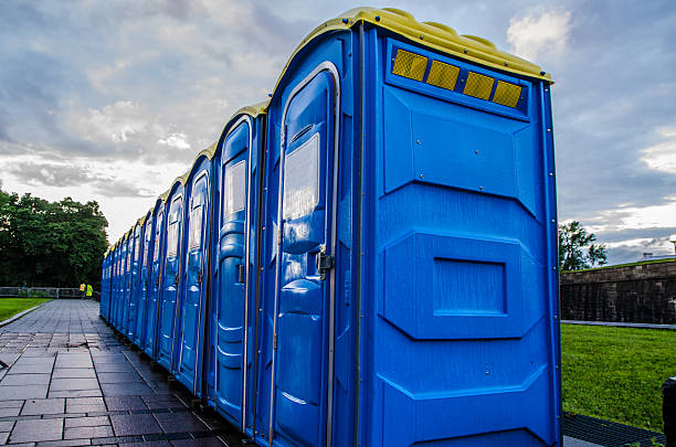 Porta potty delivery and setup in Hinckley, IL